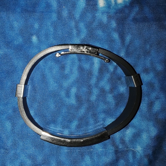 Men's Stainless Steel Black Vegan Leather Bracelet - Picture 4 of 6